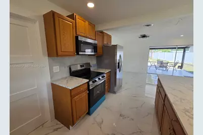 305 SE Airoso Blvd #0, Port Saint Lucie, FL 34983 - Photo 14
