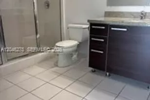 185 SW 7th St, Miami, FL 33130 - Photo 16