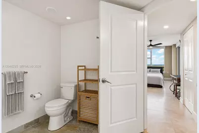 2641 N Flamingo Rd #2308, Plantation, FL 33323 - Photo 14