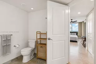 2641 N Flamingo Rd, Plantation, FL 33323 - Photo 14