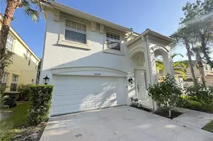 9640 Wyeth Ct, Wellington, FL 33414 - Photo 4