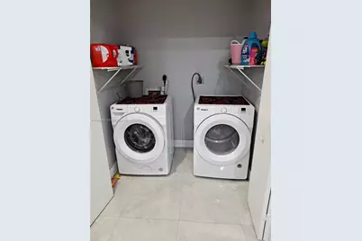 8814 NW 109th Ter, Hialeah Gardens, FL 33018 - Photo 22