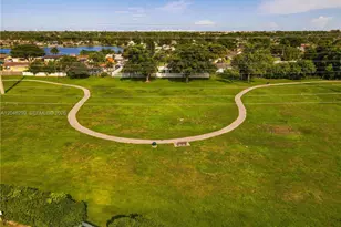 1450 NW 97th Ave, Pembroke Pines, FL 33024 - Photo 32