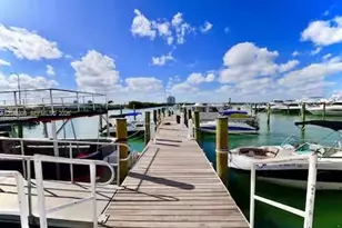 7904 West Dr, North Bay Village, FL 33141 - Photo 4