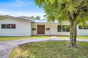 12525 SW 68th Ct, Pinecrest, FL 33156 - Photo 1