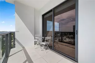 239 SW 9th St, Miami, FL 33130 - Photo 16
