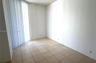 3640 Yacht Club Dr, Aventura, FL 33180 - Photo 14