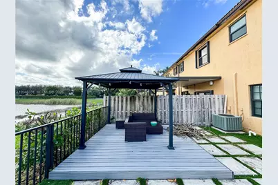 3740 NE 3rd Ct, Homestead, FL 33033 - Photo 32