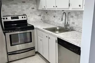 359 Preston I, Boca Raton, FL 33434 - Photo 4