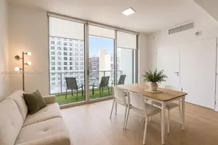 300 S Biscayne Blvd, Miami, FL 33131 - Photo 4