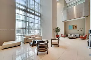 300 S Biscayne Blvd, Miami, FL 33131 - Photo 10