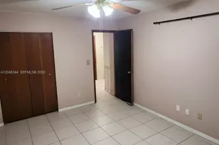 8188 NW 98th Ln, Hialeah Gardens, FL 33016 - Photo 16