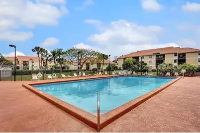 5761 Riverside Dr #304B4, Coral Springs, FL 33067 - Photo 6