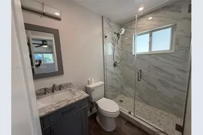 12th Street SE 12th St #837, Hialeah, FL 33010 - Photo 16