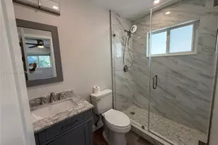 12th Street SE 12th St, Hialeah, FL 33010 - Photo 16
