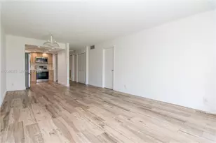 8900 Washington Blvd, Pembroke Pines, FL 33025 - Photo 4
