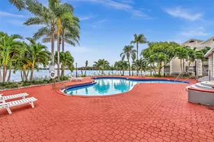 2811 N Oakland Forest Dr, Oakland Park, FL 33309 - Photo 14