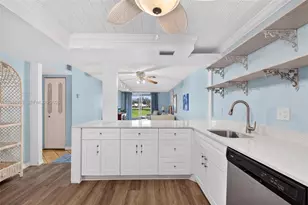 3241 Holiday Springs Blvd, Margate, FL 33063 - Photo 2