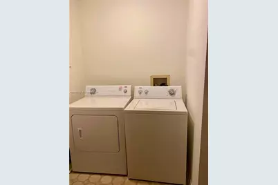 809 NE 199th St #206-7, Miami, FL 33179 - Photo 12