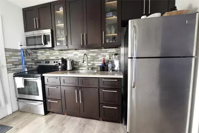 1245 Pennsylvania Ave #8, Miami Beach, FL 33139 - Photo 6