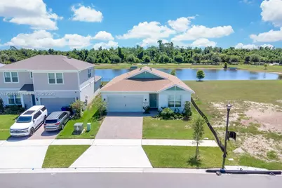 2081 Mossy Vine Av #N/A, Saint Cloud, FL 34771 - Photo 2