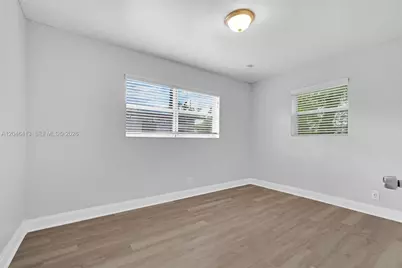 746 SW 4th St, Dania Beach, FL 33004 - Photo 10