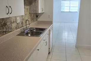 2903 NE 163rd St, North Miami Beach, FL 33160 - Photo 14