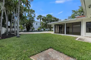 549 NE 12th Ave, Fort Lauderdale, FL 33301 - Photo 12