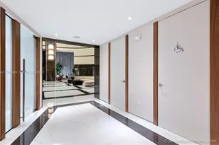 300 South Pointe Dr, Miami Beach, FL 33139 - Photo 78