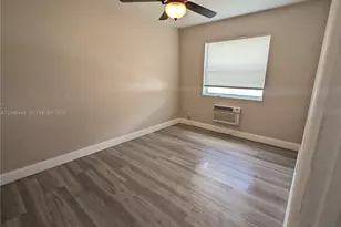 2300 Douglas St, Hollywood, FL 33020 - Photo 14