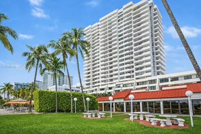 2555 Collins Ave #1814, Miami Beach, FL 33140 - Photo 36