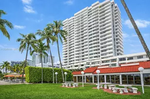 2555 Collins Ave, Miami Beach, FL 33140 - Photo 36