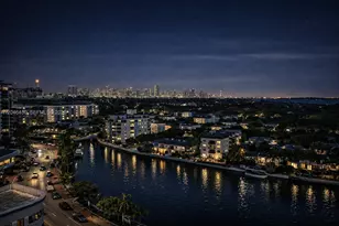2555 Collins Ave, Miami Beach, FL 33140 - Photo 14