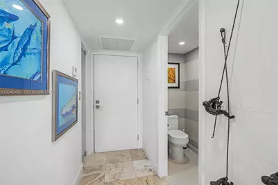 2555 Collins Ave #1814, Miami Beach, FL 33140 - Photo 14