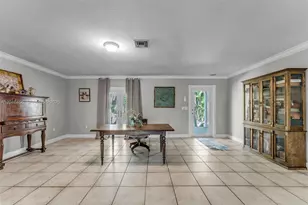 20076 SW 190th St, Miami, FL 33187 - Photo 6