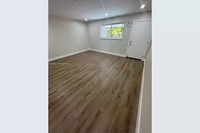 6805 SW 88th St #1, Pinecrest, FL 33156 - Photo 2