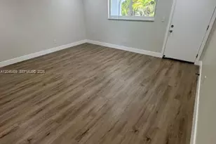 6805 SW 88th St, Pinecrest, FL 33156 - Photo 2