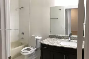 17720 NW 73rd Ave, Hialeah, FL 33015 - Photo 12