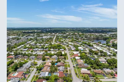 3620 NW 24th St, Lauderdale Lakes, FL 33311 - Photo 38