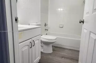 11461 SW 197th St, Miami, FL 33157 - Photo 14