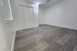 11461 SW 197th St, Miami, FL 33157 - Photo 8