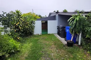 4301 NW 59th Ct, North Lauderdale, FL 33319 - Photo 24
