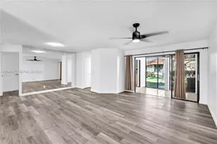 3405 Emerald Oaks Dr, Hollywood, FL 33021 - Photo 4