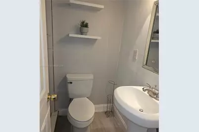 323 NW 4th Pl, Deerfield Beach, FL 33441 - Photo 18