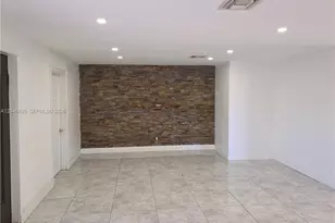 323 NW 4th Pl, Deerfield Beach, FL 33441 - Photo 10