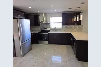 323 NW 4th Pl, Deerfield Beach, FL 33441 - Photo 8