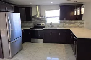 323 NW 4th Pl, Deerfield Beach, FL 33441 - Photo 8