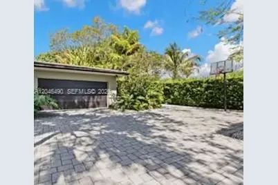11220 SW 74th Ave #0, Pinecrest, FL 33156 - Photo 1