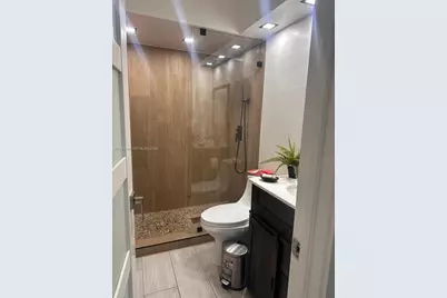 6633 NW 178th Ter, Hialeah, FL 33015 - Photo 30