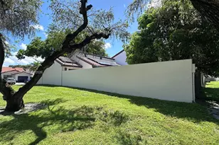 6633 NW 178th Terrace, Hialeah, FL 33015 - Photo 6